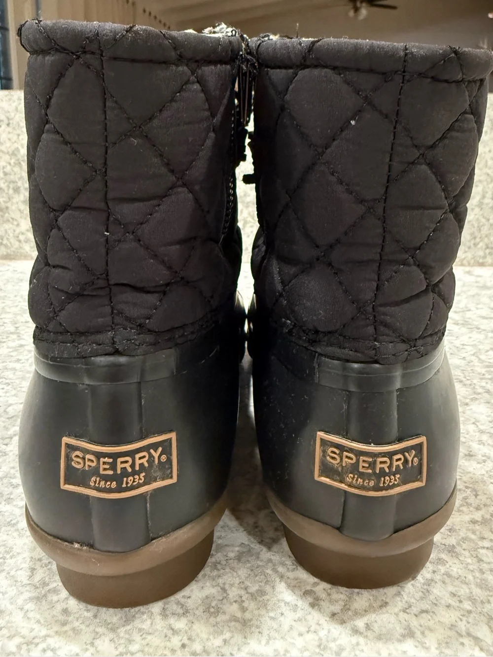 Sperry Saltwater Quilted Duck Boots Black Women’s 7.5